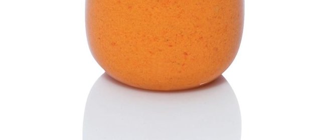 Дип из простокваши и запеченных красных овощей