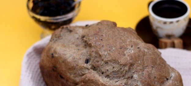 Кофейно-черёмуховый хлеб с черносливом (рецепт для ХП)