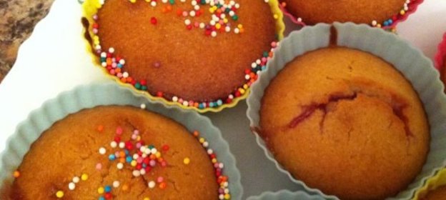 Кексы Бомбочки с вареньем