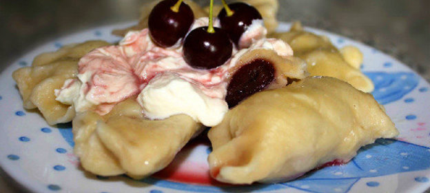 Вареники с вишней