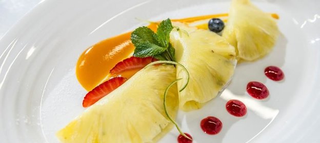 Равиоли с рикоттой и ананасом