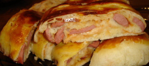 Батон с начинкой