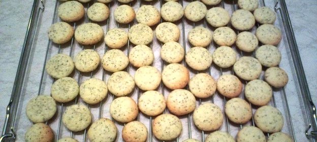 Лимонное печенье с маком