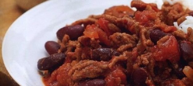 Мясной соус с фасолью