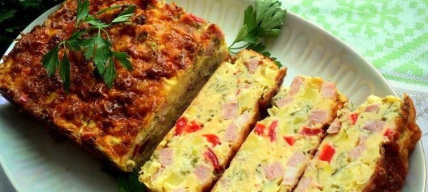 Закусочный кекс с овощами и ветчиной