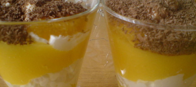 Десерт из манго и творога