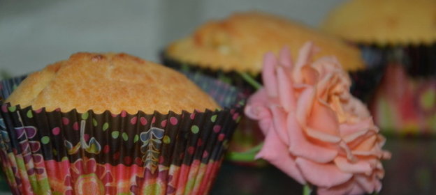 Кексы йогуртовые с рассольным сыром