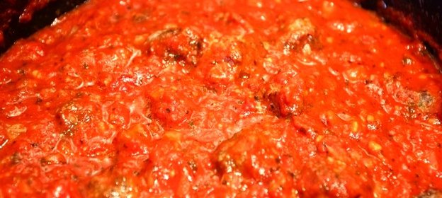 Соус из консервированных помидоров