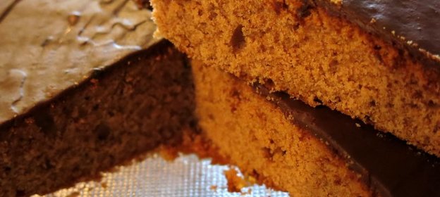 Шоколадный кекс с вишневым соком