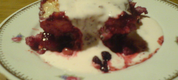 Запеканка манная с ягодами