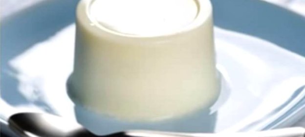 Десерт с желатином и сметаной