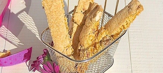 Миндальное печенье с бобами тонка