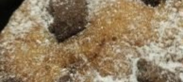 Банановые маффины с шоколадом