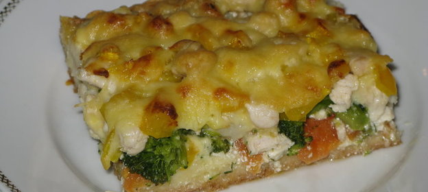 Пирог...вкусный...очень(хоть изначально и задумывался как пицца :-) )