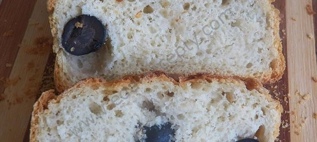 Хлеб с оливками