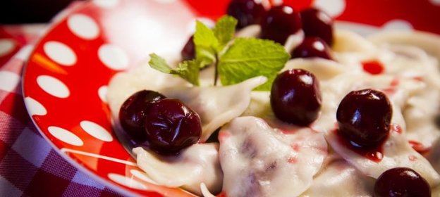 Вареники с вишней