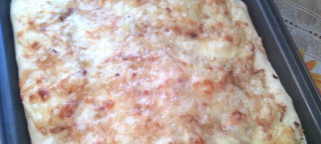 Луковый хлеб пирог