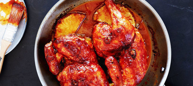 Жареная курица с ананасом и чили