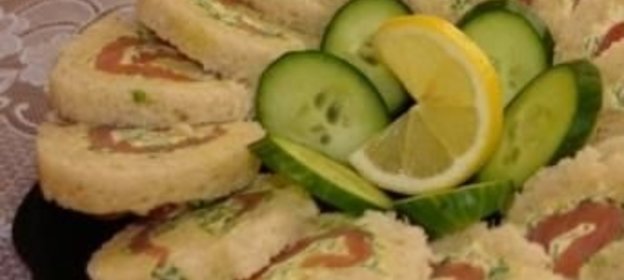 Шаркутьер - соус с томатом, горчицей и солеными огурчиками