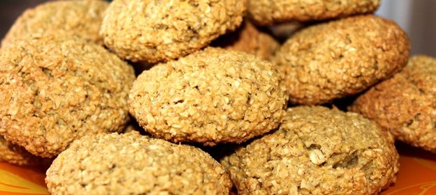 Овсяное печенье без муки с лимонной цедрой