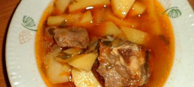 Пикантный соус из говяжьих ребрышек