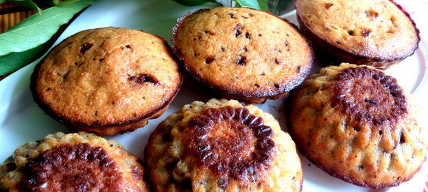 Кексы-маннички с бананом и сырочками