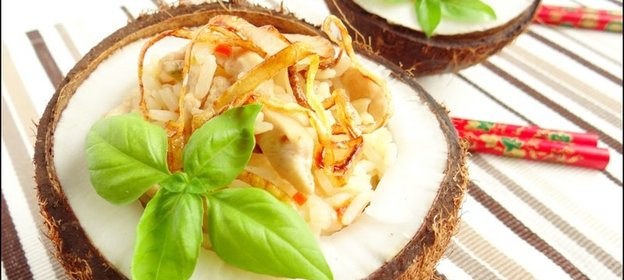Острый рис с куриным филе по-тайски