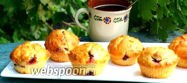 Кексы с йоштой и кокосовой стружкой