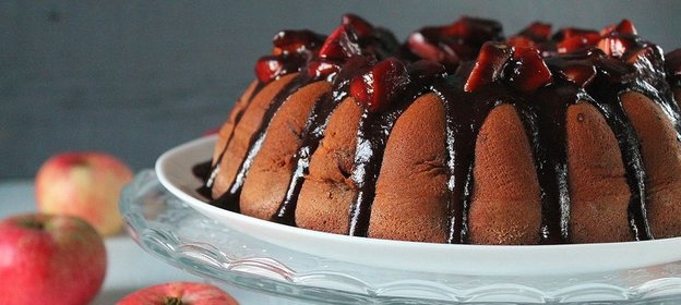 Кекс Евгения с яблоками (Простой деревенский обед) ФМ