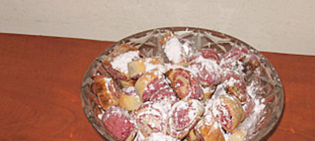 Бело - розовое печенье