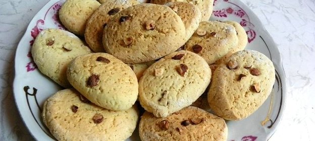 Песочное печенье с лесными орехами