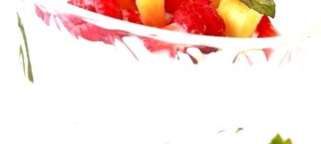 Малиновый соус с манго