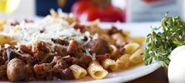 Паста с соусом болоньезе