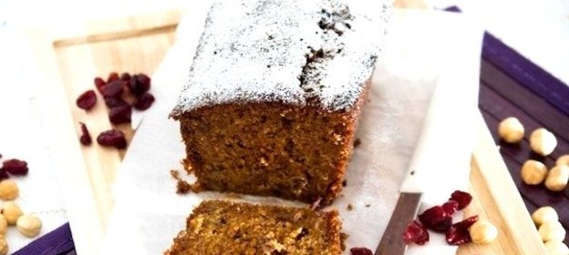 Морковный кекс с орехами