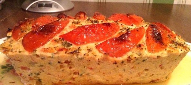 Запеканка из телятины и индейки с помидорами