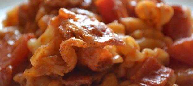 Макароны с пьяным томатным соусом