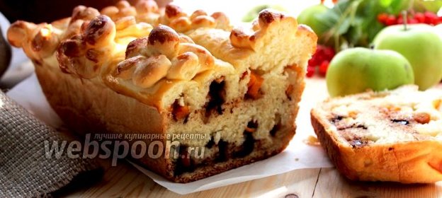 Пирог с тыквой и шоколадом