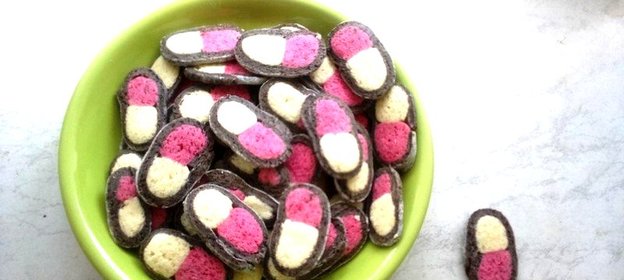 Разноцветное печенье
