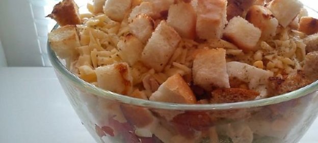 Салат «Цезарь» с огурцом