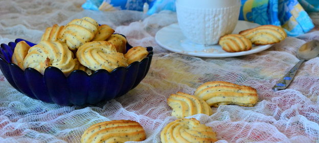 Лимонное печенье с маком