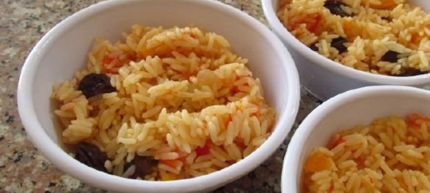 Салат из огурцов, помидоров и яблок