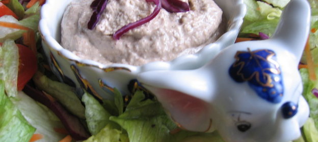 Постный ореховый соус для салата