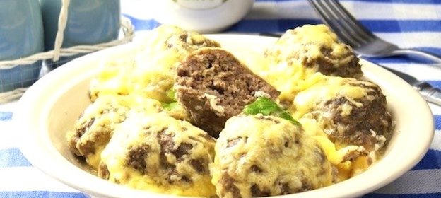 Биточки в сливочном соусе