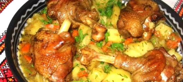 Гусь с картошкой