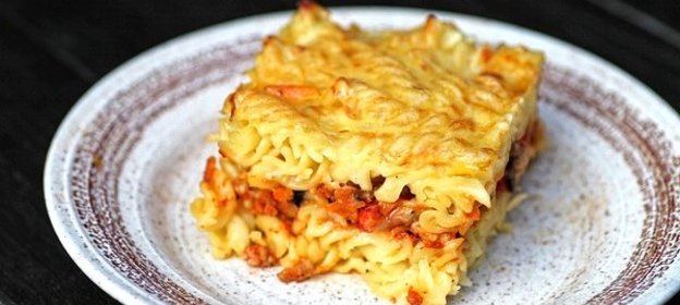 Макаронная запеканка с сосиской
