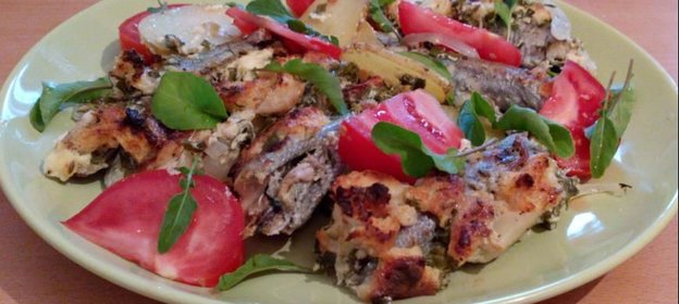 Запеканка с путассу, картофелем и зеленью