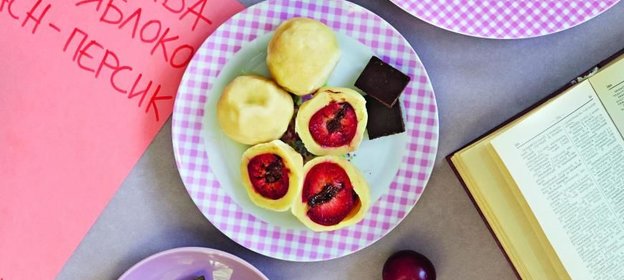 Кнедлики со сливами и шоколадом