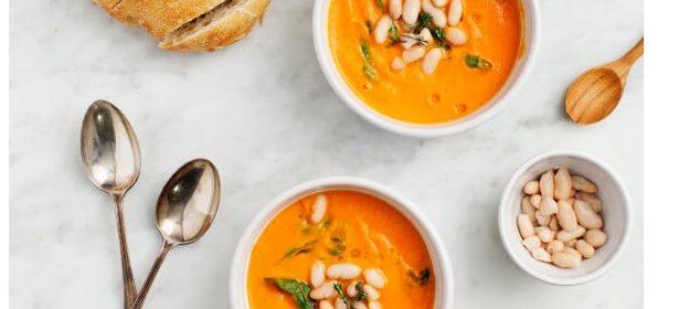 Томатный крем-суп с фасолью