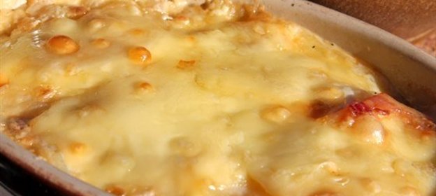 Запеканка с баклажанами, сыром и грибами