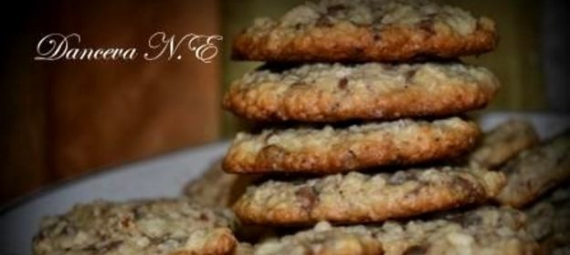 Печенье с овсяными хлопьями